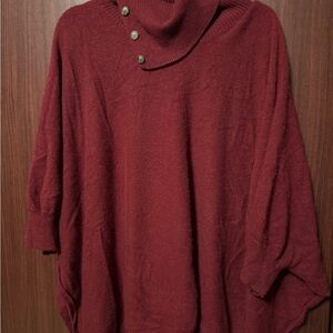 Women’s sweater poncho. 100% cashmere. One size fits all